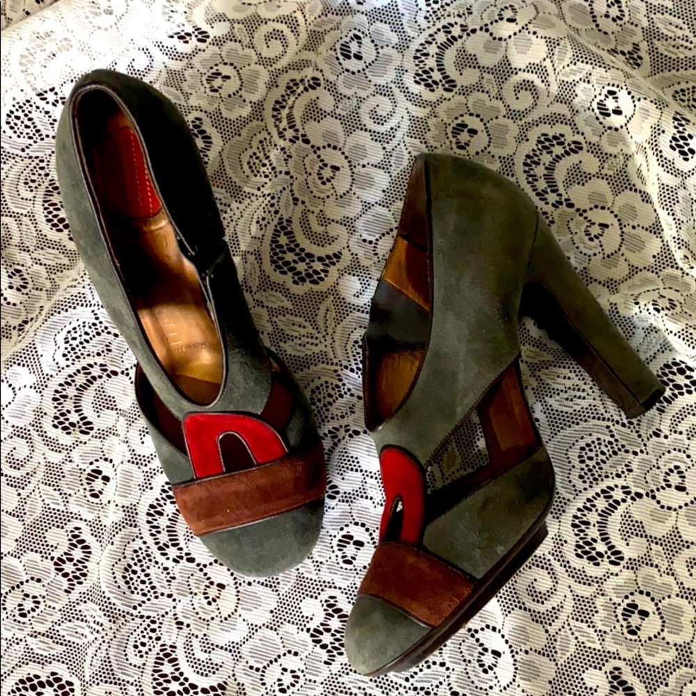Vero Cuoio Italian leather deco style heels shoes